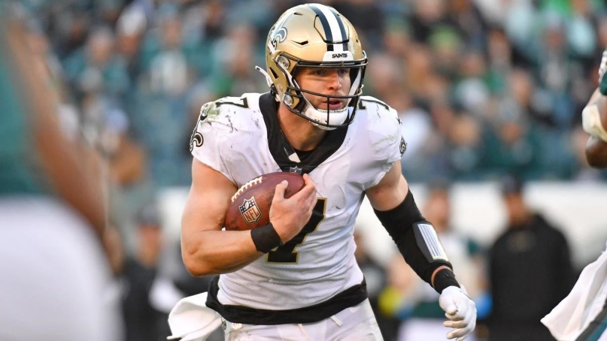 Taysom Hill or Juwan Johnson: Who Offers More Value for Your Fantasy Lineup?