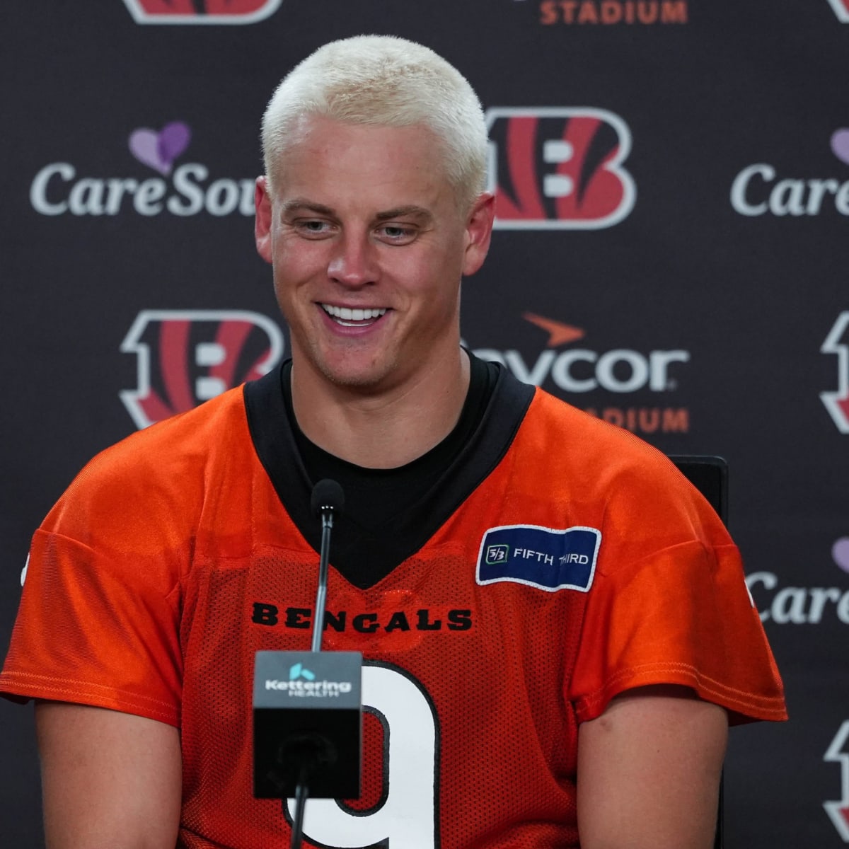 Joe Burrows New Haircut Explained: Why the Bengals Star Went Blonde