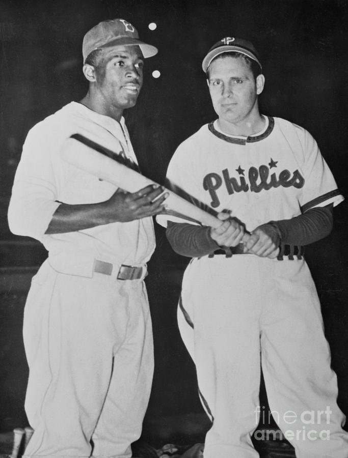 Jackie Robinson and Ben Chapman: The Tension Captured in a Powerful Image