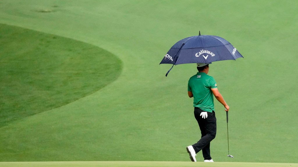 Who is the Best Bad Weather Golfer? The Ultimate List