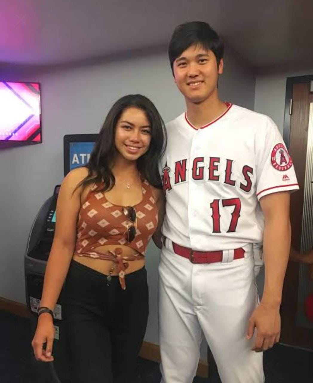 How Tall is Shohei Ohtani? Unveiling the Mystery of His Height