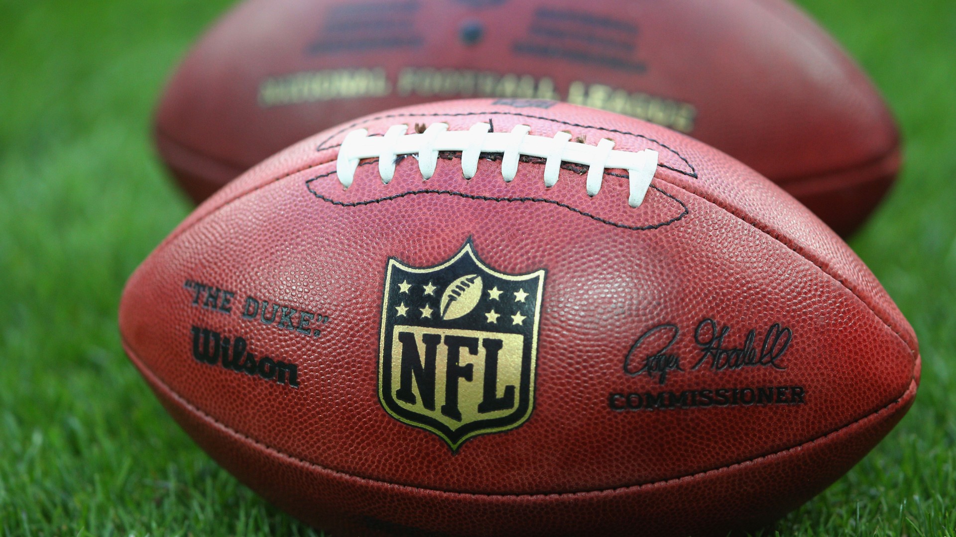 What is an administrative time out NFL? Heres a simple breakdown of this football rule