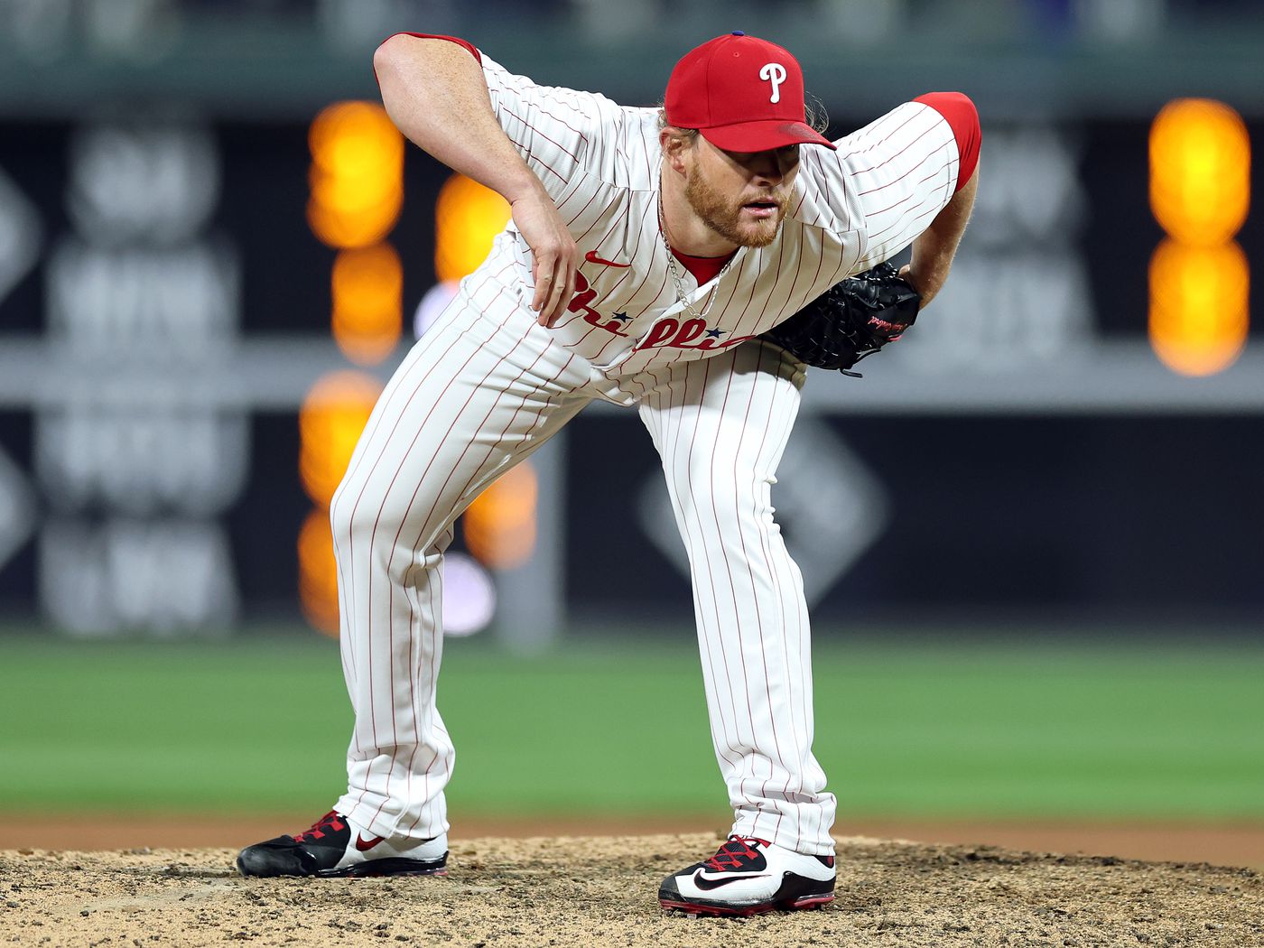 Craig Kimbrel Pitching Stance Secrets: What Makes It So Hard For Hitters To Read