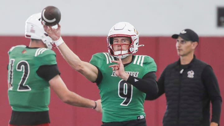 Louisville QB Depth Chart: Breaking Down the Quarterback Situation and What It Means for the Team.