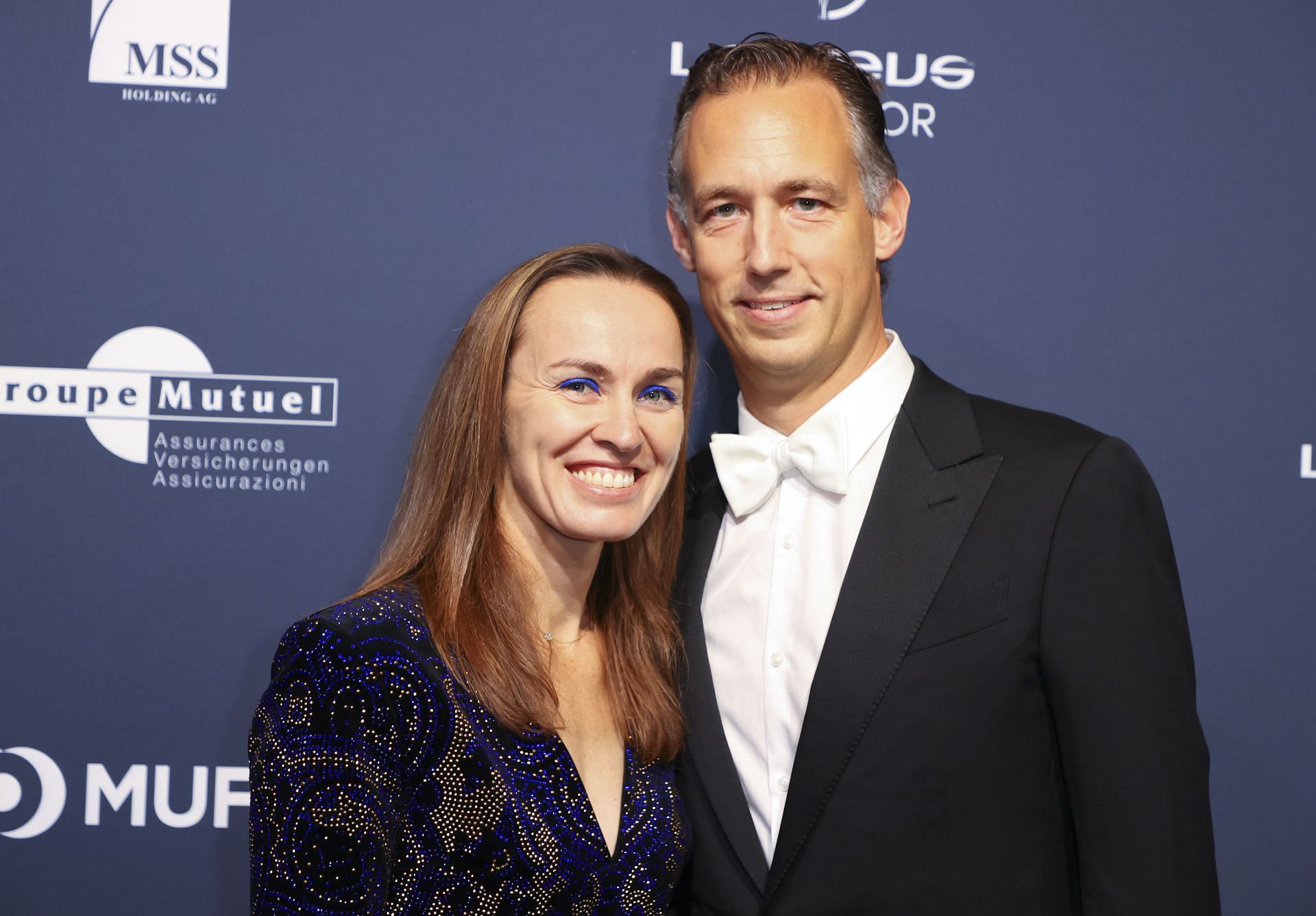 Who is Martina Hingis dating? Check all dating history and relationship.