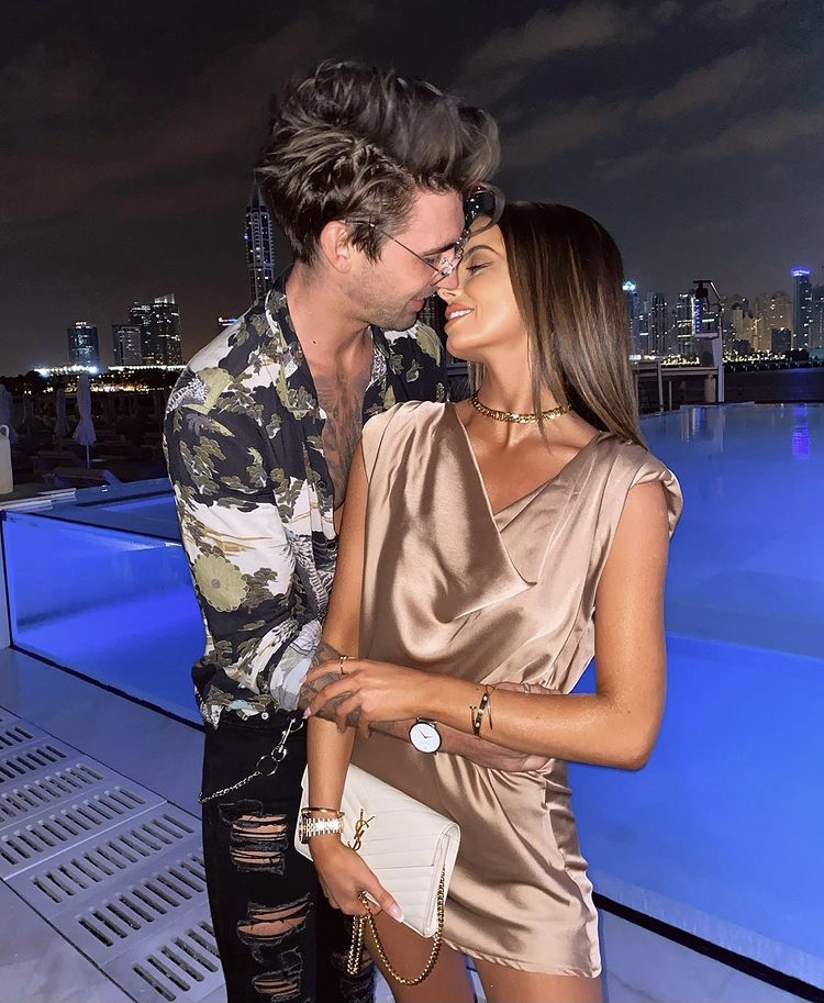 Chris Taylor and his Wife: Relationship Timeline!